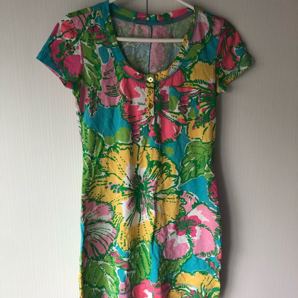 T-shirt dress